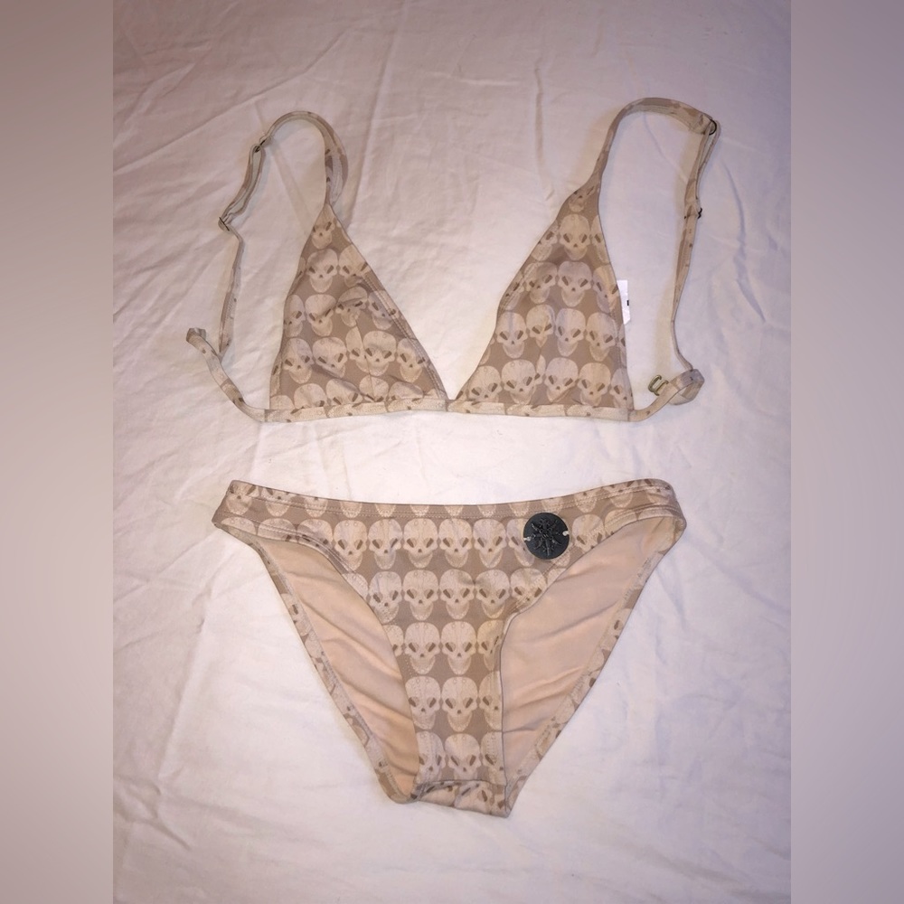 Thomas wylde 2 piece skull print bathing suit swim suit bikini MK